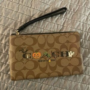 Halloween Coach wristlet 2022